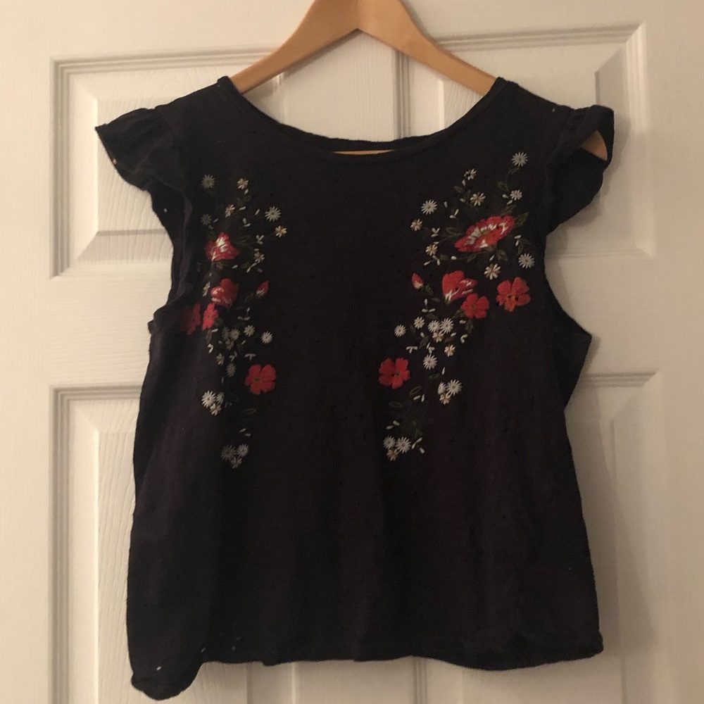 Floral black tee shirt